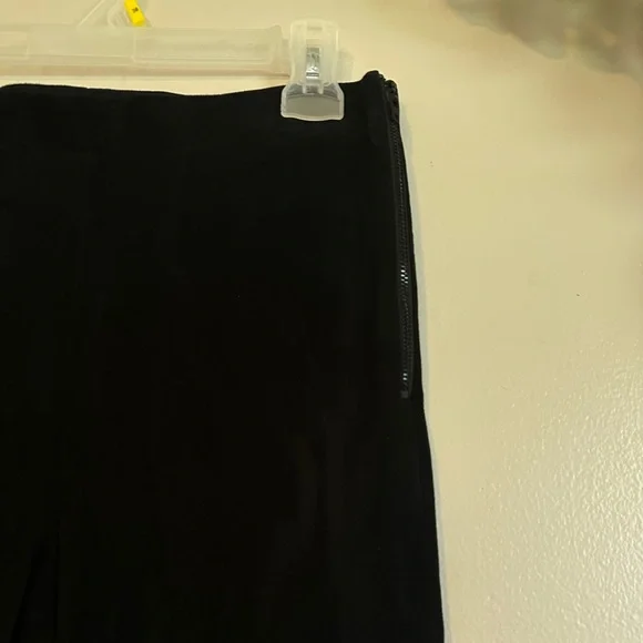 Alice + Olivia Maddox Suede Leggings